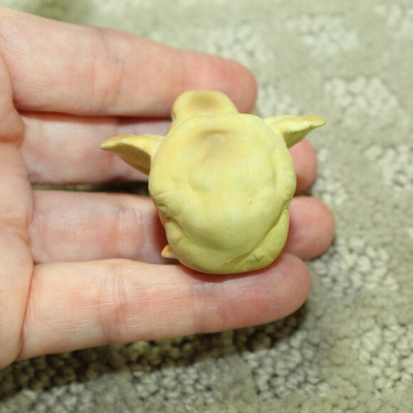 Miniature Chick Figurine Porcelain Baby Chicken Yellow Chip Feet - Picture 4 of 7